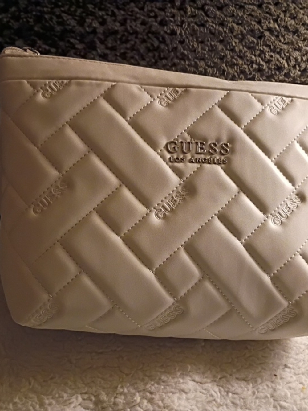 Valentino Orlandi White Quilted Vegan Leather Crossboday Bag Golden Chain Strap - Picture 2 of 16